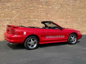 Ford Mustang SVT Cobra Convertible Indy 500 Pace Car 1994 года 